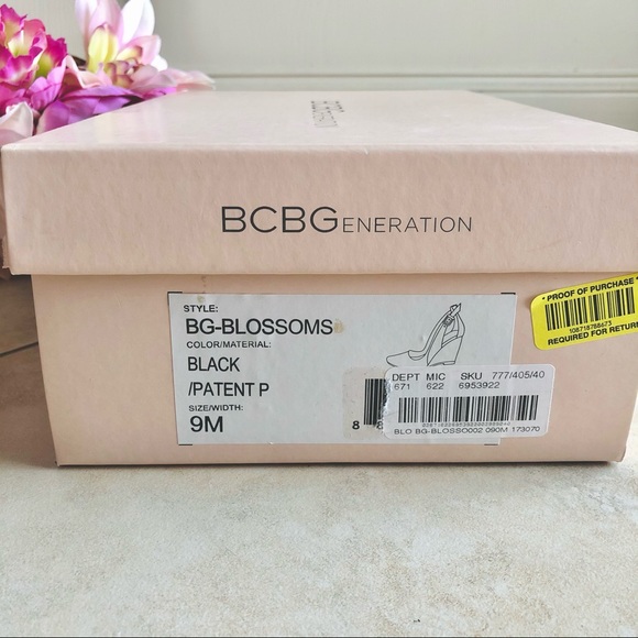 BCBGeneration Blossoms Patent Wedge Pump Black 9M - Picture 11 of 14
